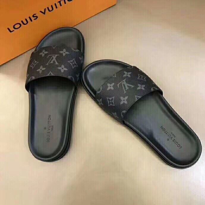 Louis Vuitton Slippers